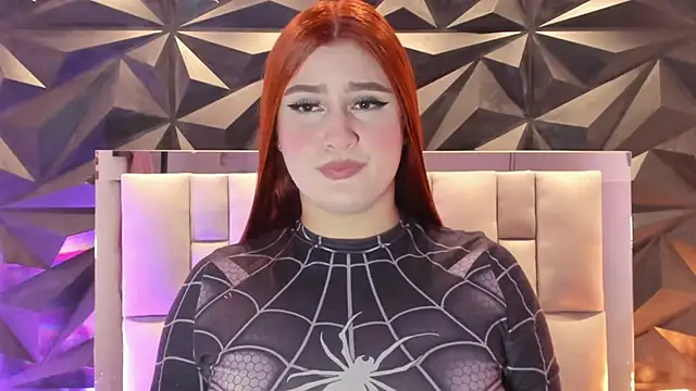megan_whitee__ webcam