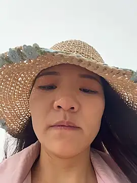 美女xiaochengzi505在线直播
