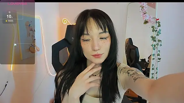 AliceeinWonderlanddd webcam