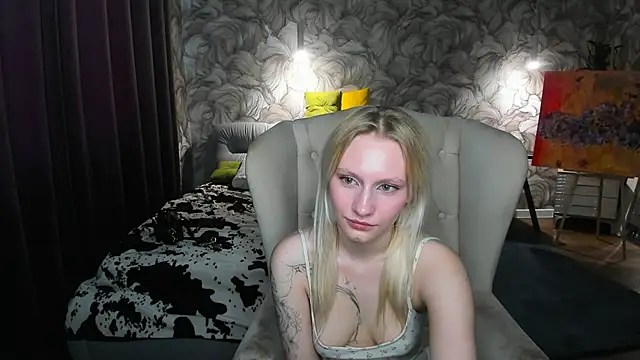 Elizabeth_Adams webcam