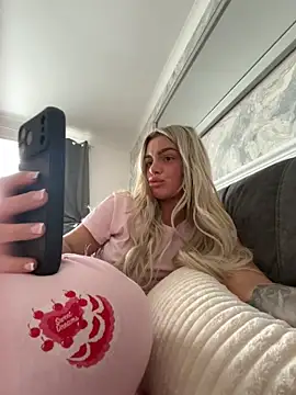 Irish_BarbieMilfx webcam