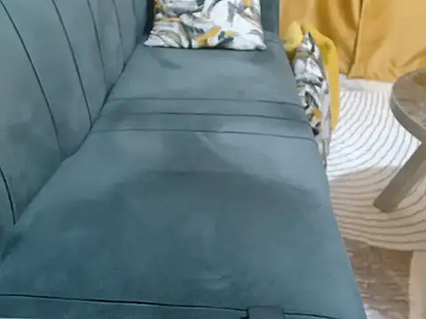 leslysexygirl webcam