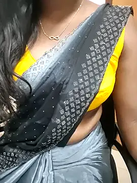 Tamilmallu-duskygirl03 webcam
