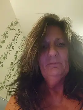 sultrysummer68 (F mature) - Squirt