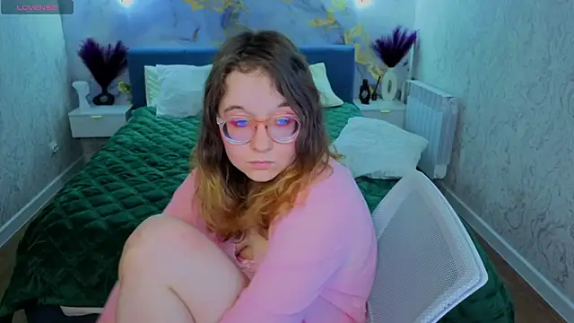 Aleks-caster webcam