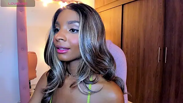 alikahouston4 webcam