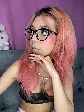 Valen-Foxx1 webcam