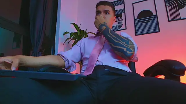 ALPHA_DOMINUS_ webcam