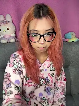 Valen-Foxx1 webcam