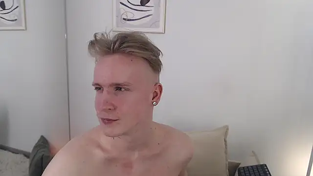 AlexxSweet webcam