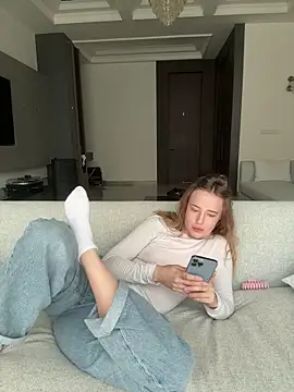 Nura_n_Sarah webcam