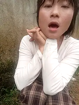 linda_bae00 webcam