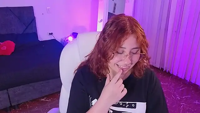 littlee_red webcam