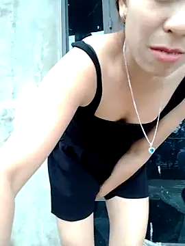 Zara-Lina webcam