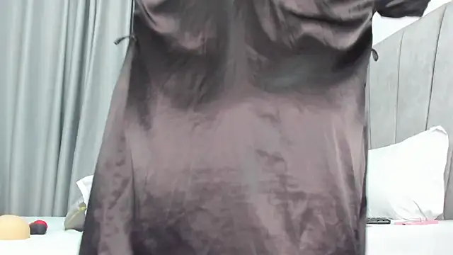 thee_sexy_goddess (Ask my age) - huge meess