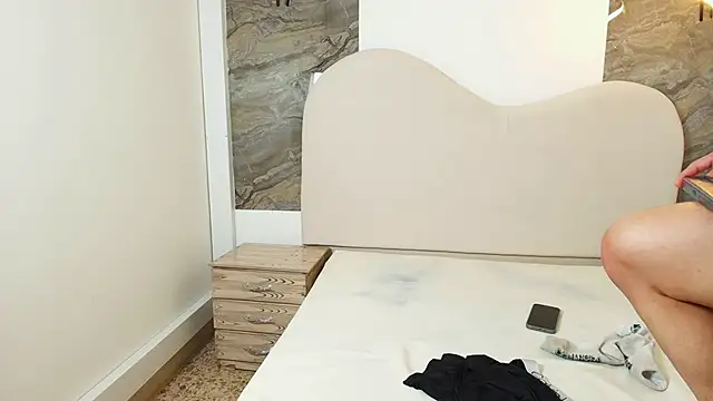tony_foxx1 (M young) - ZOOM ASSHOLE🍑