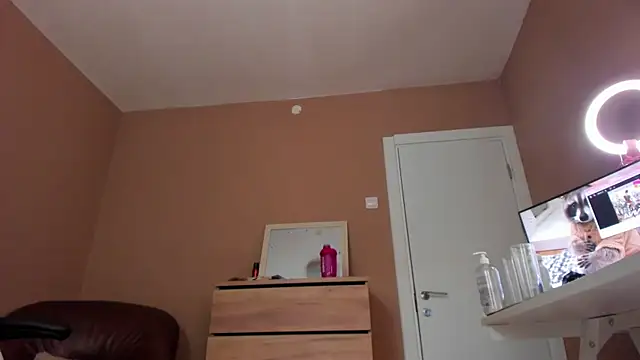 KaylaLaine webcam