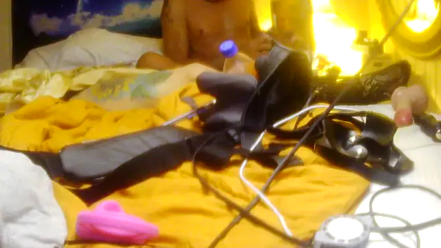 darnette_daisy webcam