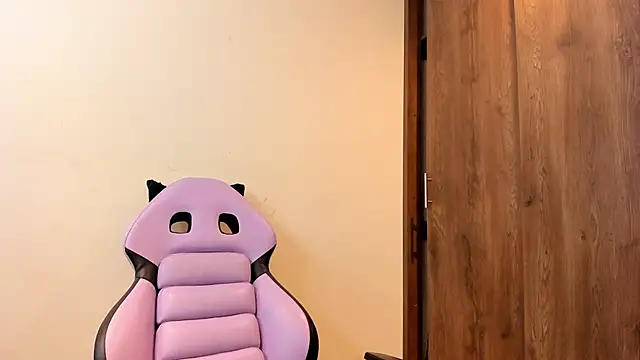 mia_johns_ webcam