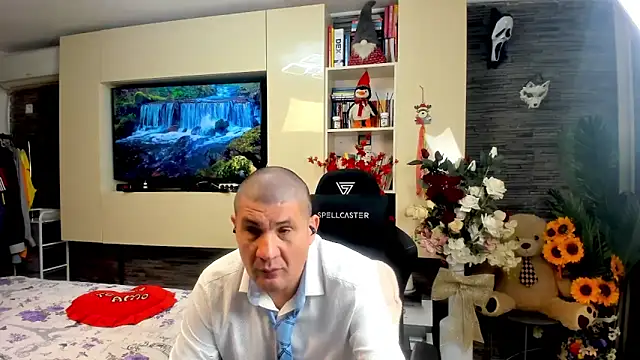 SpartacusDaddy48 webcam