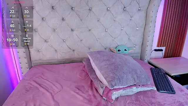 Elizabeth_Evans1 webcam