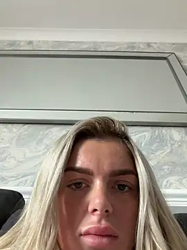 Irish_BarbieMilfx webcam