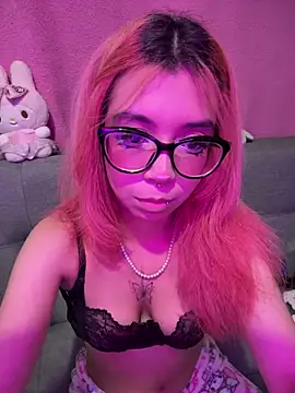 Valen-Foxx1 webcam