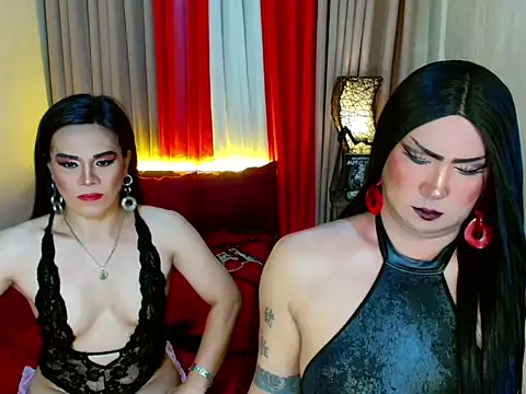 Incredible_Shemale webcam