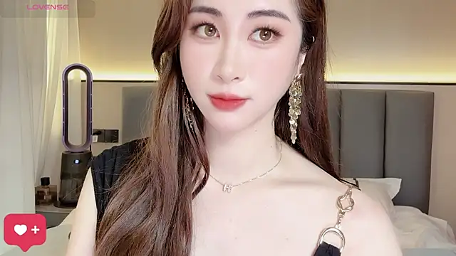 美女wuyueaini在线直播