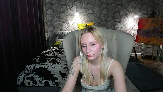 Elizabeth_Adams webcam