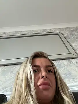 Irish_BarbieMilfx webcam