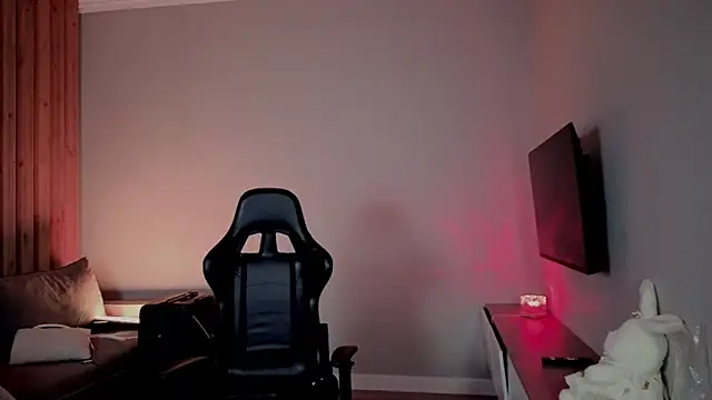 RileyMee webcam