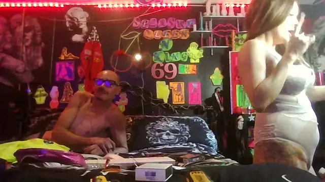 DaddyAndSplashQueen webcam