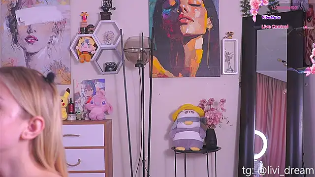 VernitaFiscalini webcam