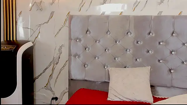 vanessa_saquirt webcam