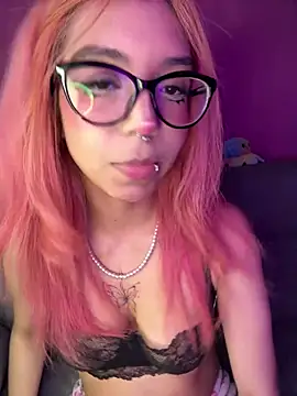 Valen-Foxx1 webcam