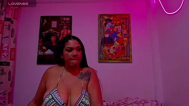 Perla_bigasss_ webcam