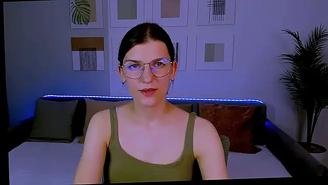 AnnaThorne webcam