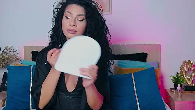 Miss_Ava webcam