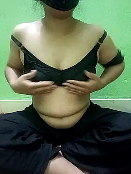 Monaleca-2 live sex cam