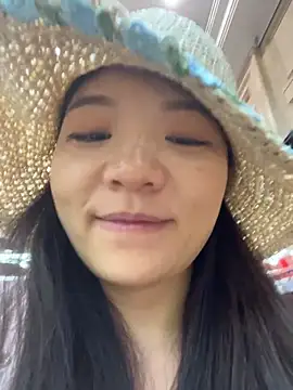 xiaochengzi505 (F milf) - 脱内裤到下播