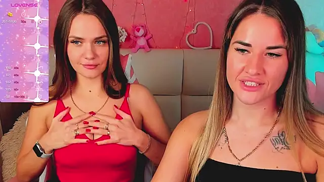 hotty_girls_here (G young) - HOT KISS