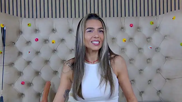 PlayfulShow webcam