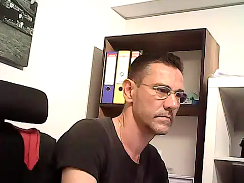 mastercharisma35 webcam