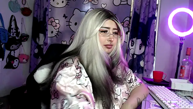 lussyevans24 webcam
