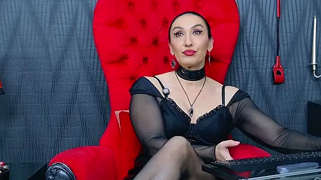 MistressDora webcam