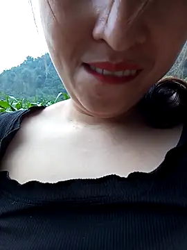 Ariana-Vy webcam