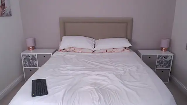 Anna_Raye webcam