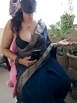 kaamuk_shweta webcam