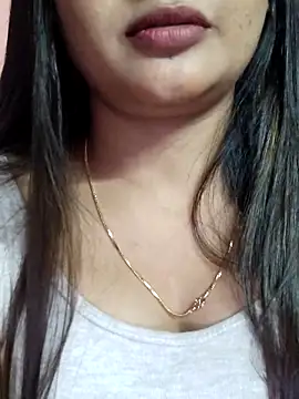 Wild-janvi webcam